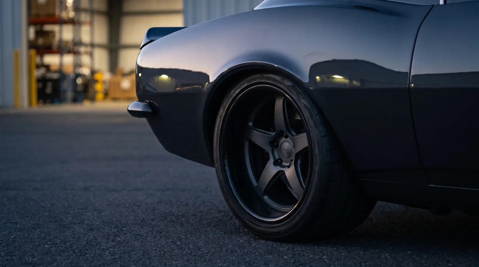 Pro-touring Camaro stance and forged wheel