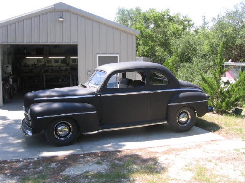 1947 Ford Deluxe