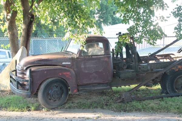 1948 Chevrolet Tow Truck