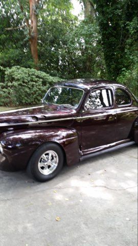 1941 Ford Deluxe