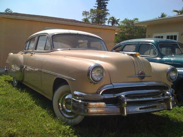 1954 Pontiac Star Chief