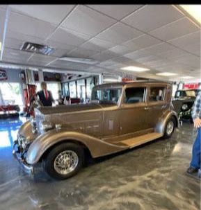 1934 Packard Super Eight
