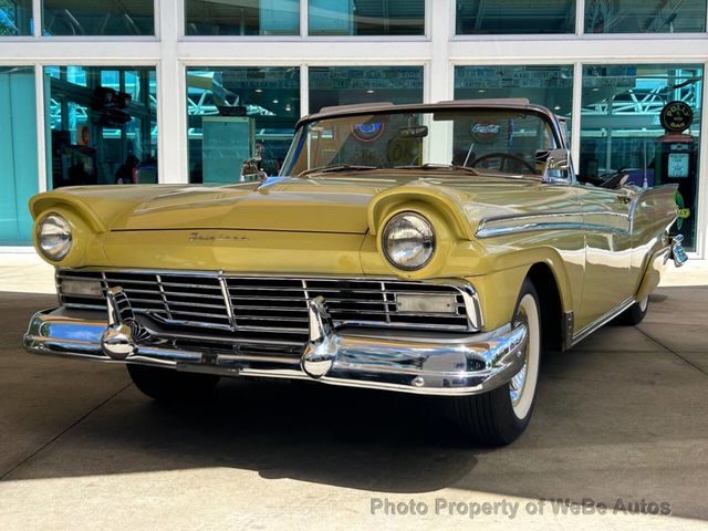 1957 Ford Fairlane 500