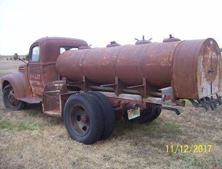 1946 Ford Model 21
