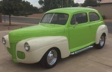 1941 Ford Deluxe