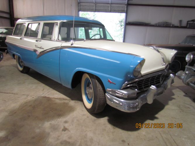 1956 Ford Country