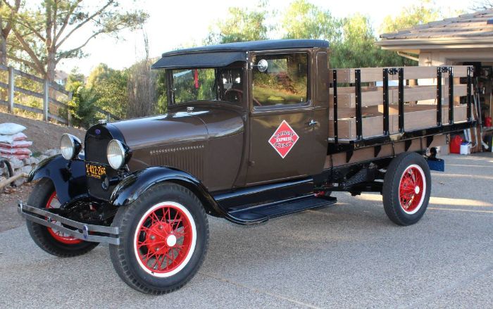 1928 Ford Model AA