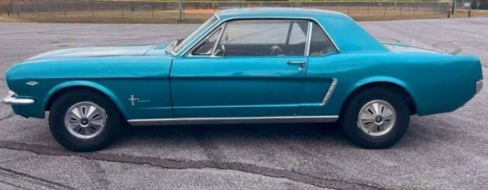 1964 Ford Mustang