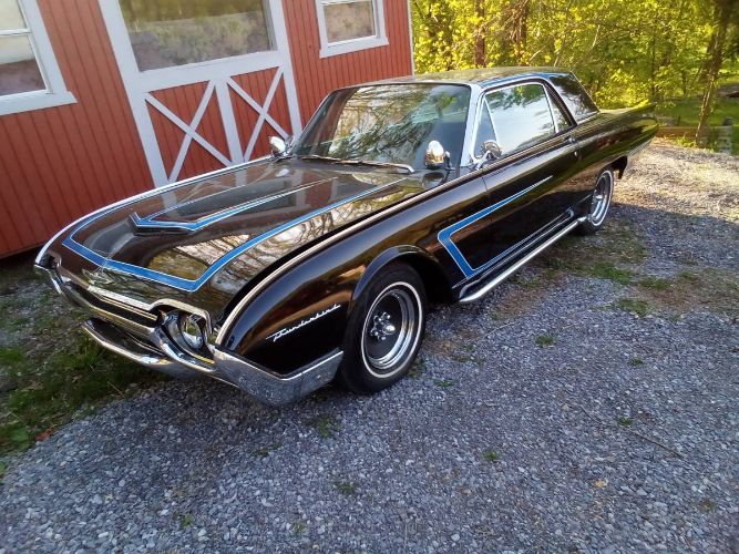 1961 Ford Thunderbird