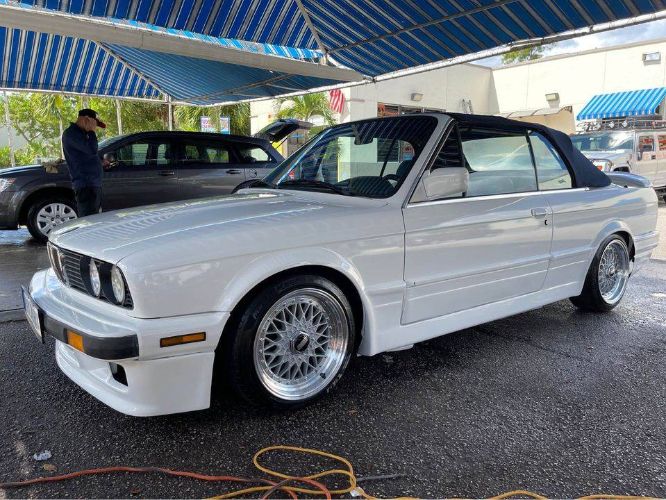 1988 BMW 3 Series