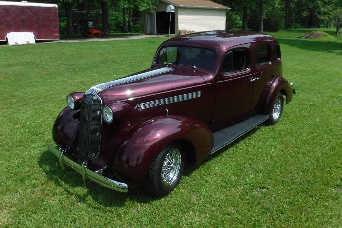 1936 Pontiac Streamliner