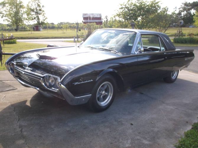 1962 Ford Thunderbird