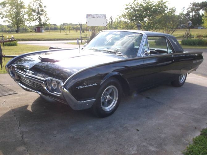 1962 Ford Thunderbird