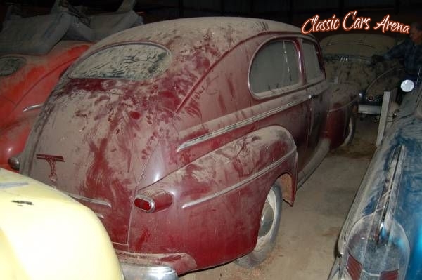 1948 Ford Deluxe