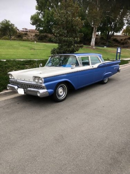 1959 Ford Deluxe