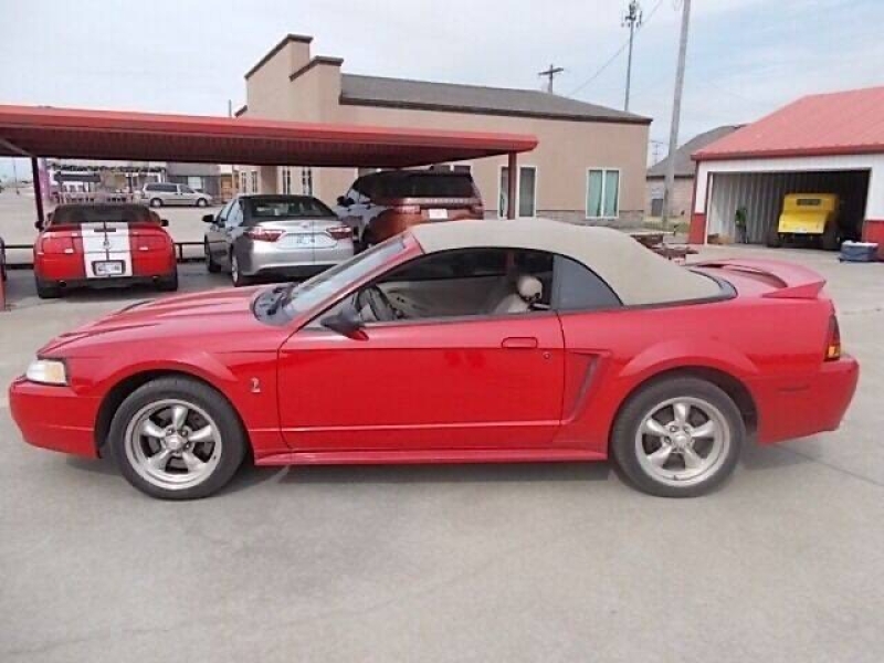 1999 Ford Mustang