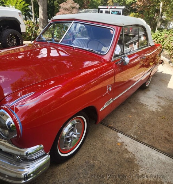 1951 Ford Custom Deluxe