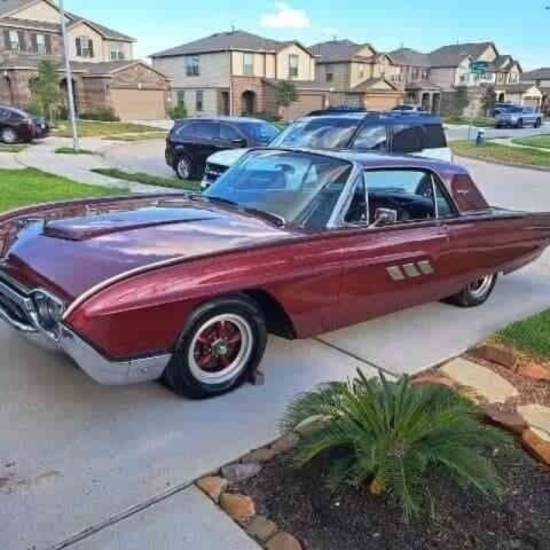 1963 Ford Thunderbird