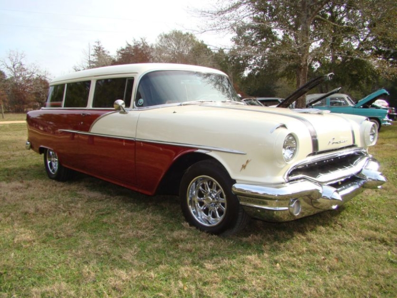 1956 Pontiac 2 DOOR WAGON