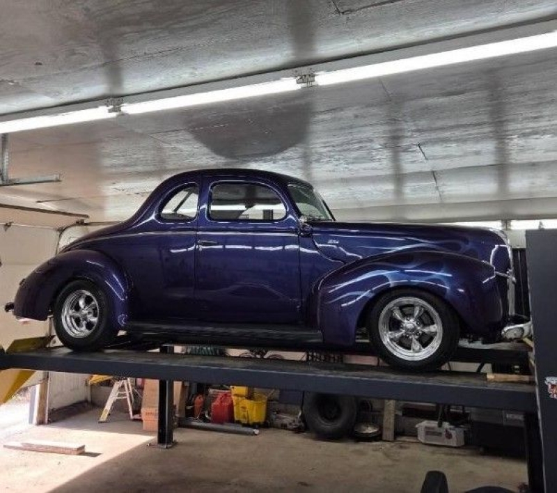 1940 Ford Deluxe