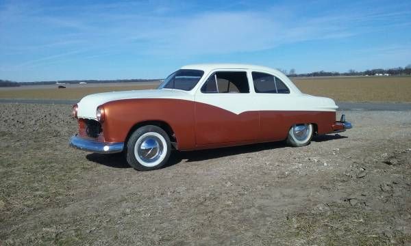 1951 Ford Custom Deluxe