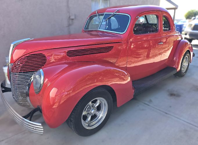 1938 Ford Deluxe