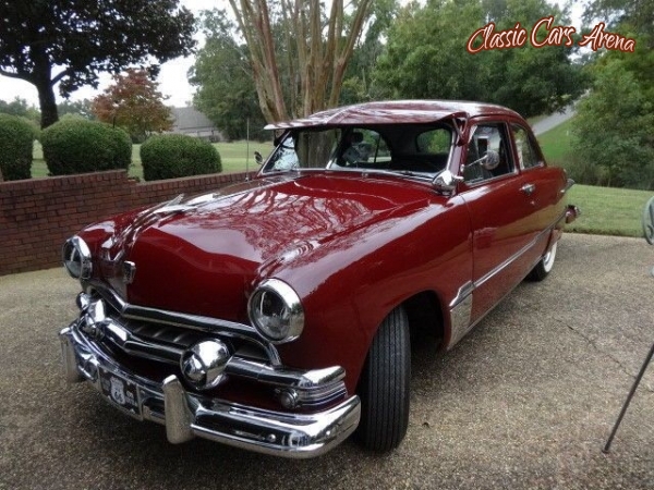 1951 Ford Custom Deluxe