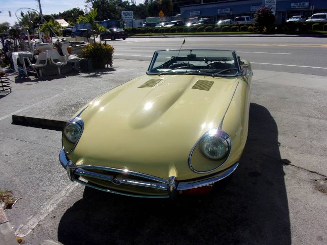 1970 Jaguar Series II