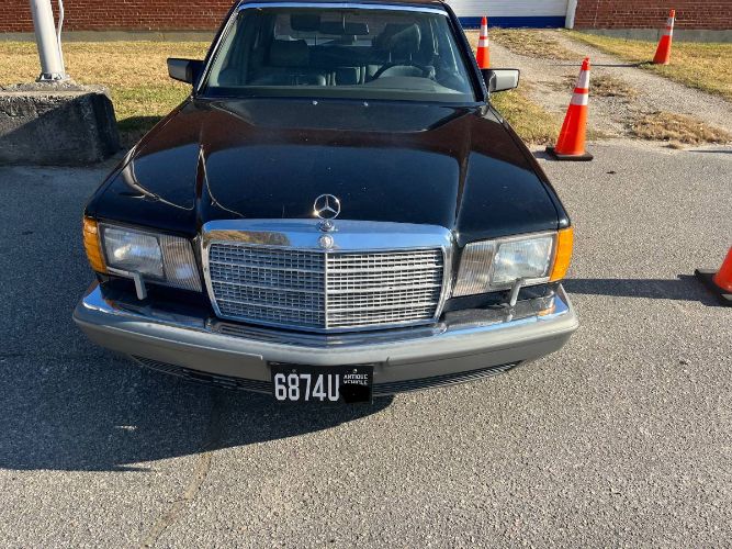 1988 Mercedes-Benz 300