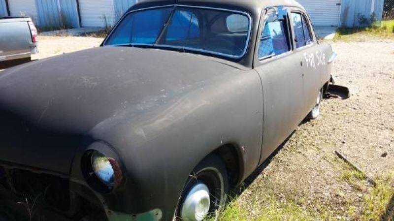 1951 Ford Custom Deluxe